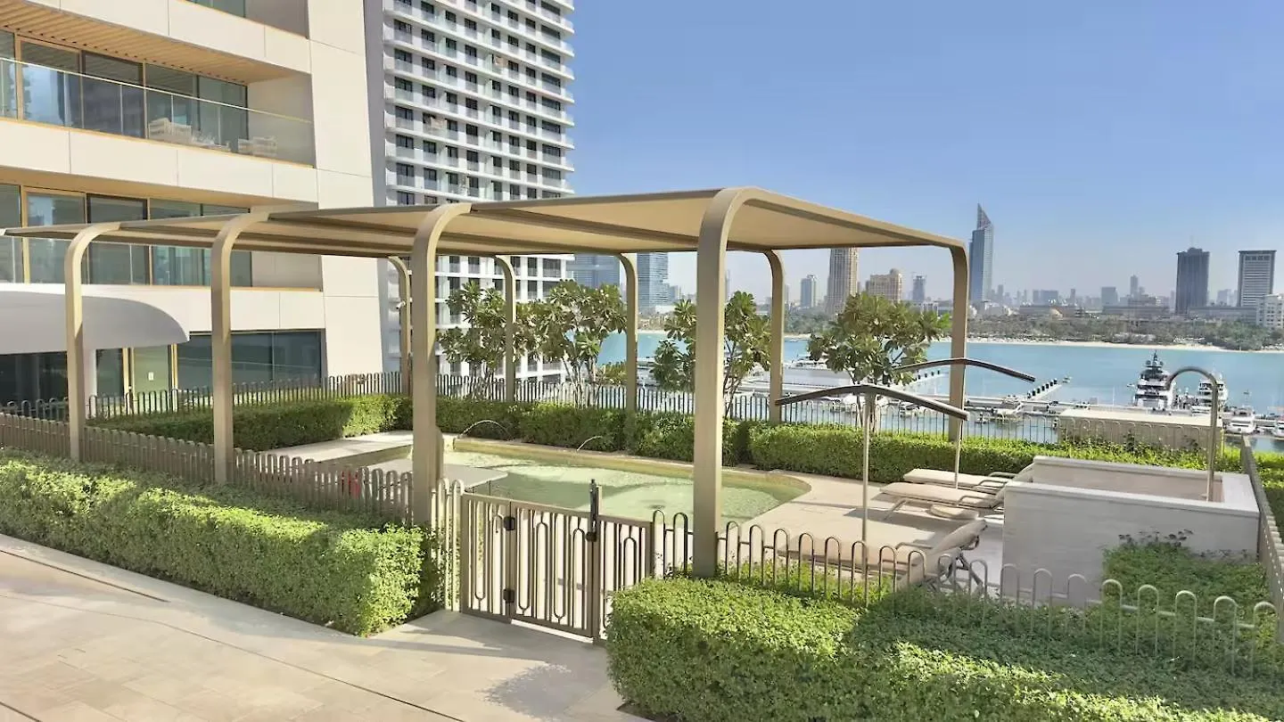 Beachfront 1Br Grand Bleu Modern Living Dubai Apartment