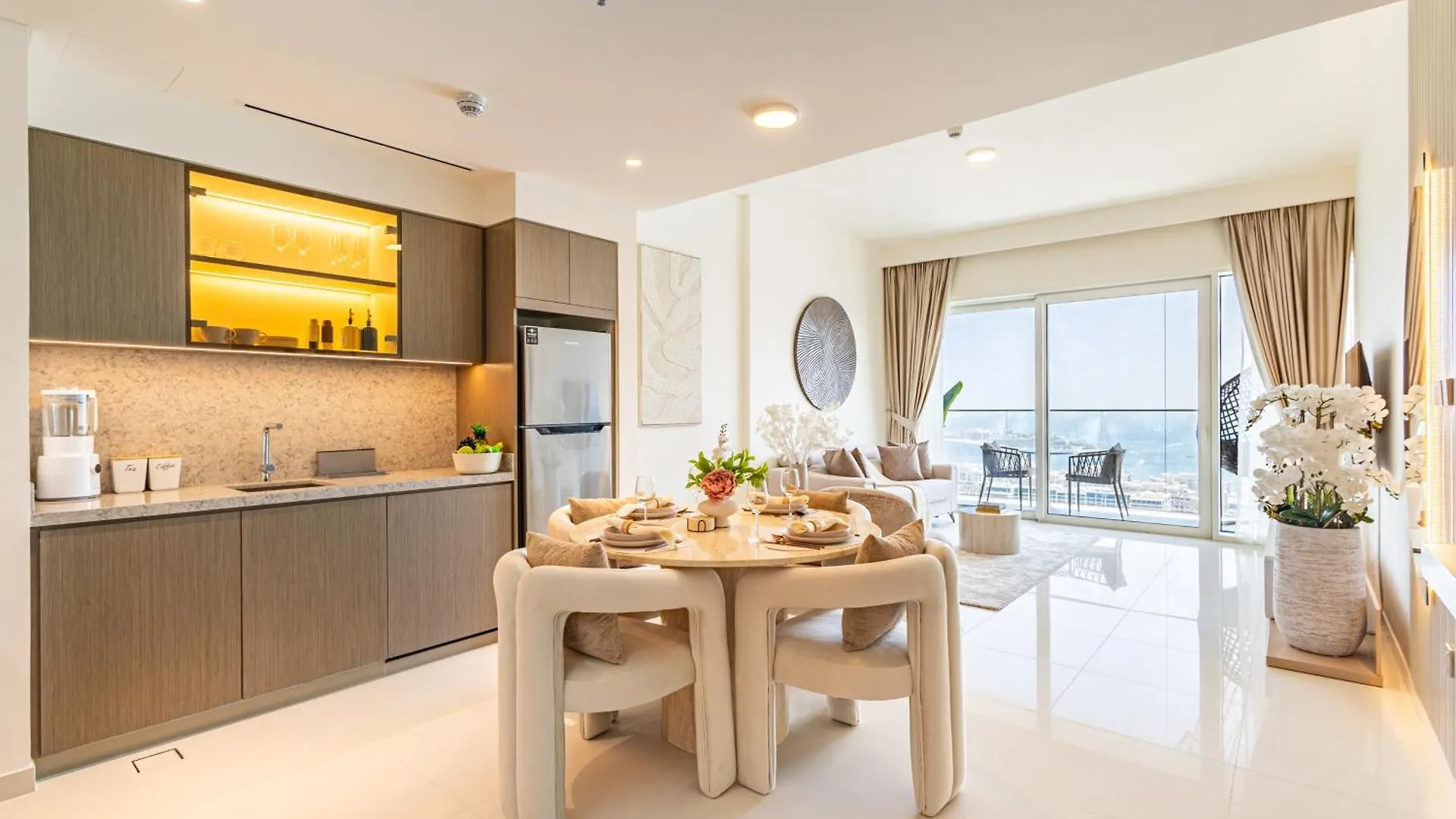 Beachfront 1Br Grand Bleu Modern Living Dubai Apartment