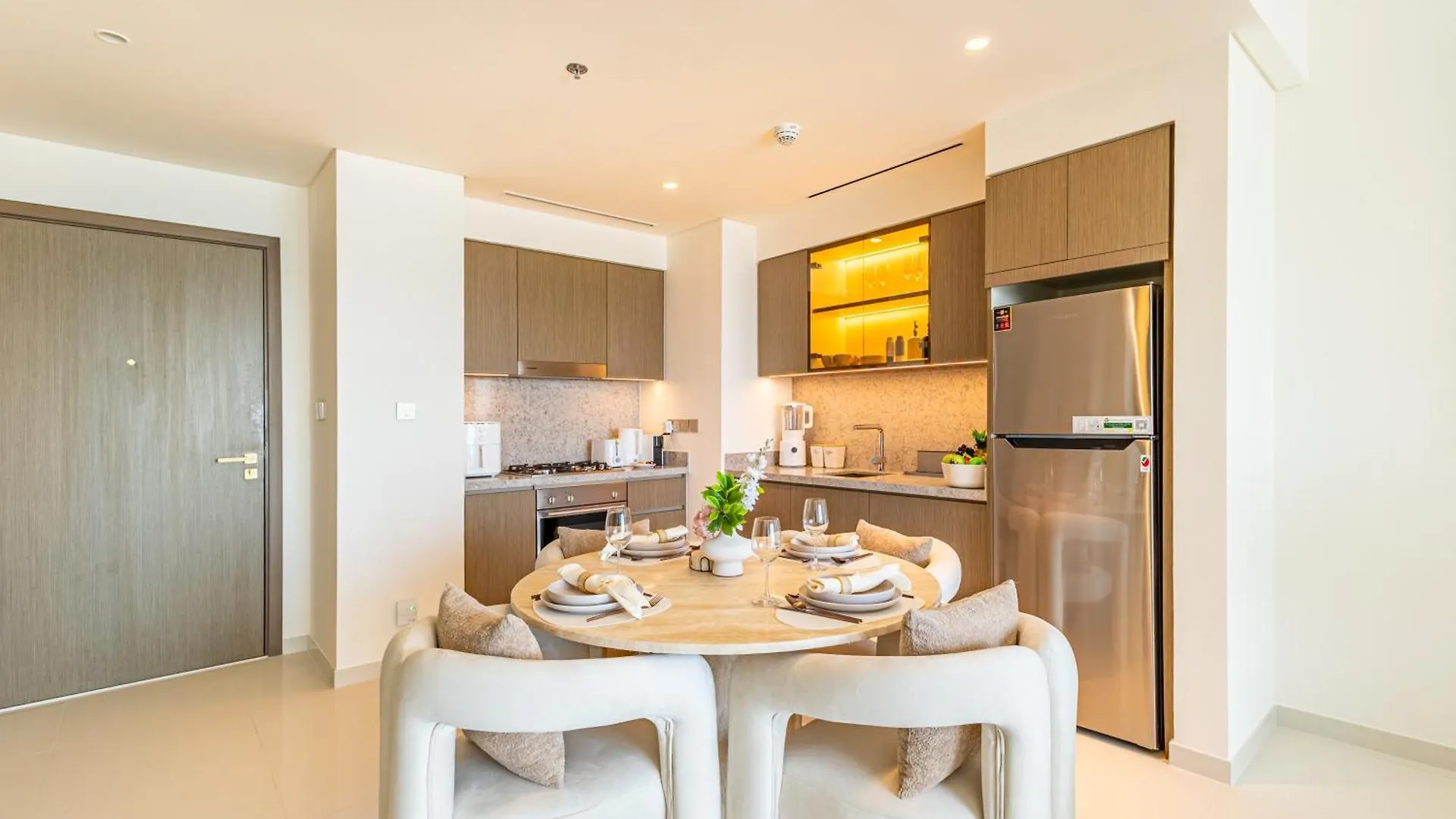 Apartment Beachfront 1Br Grand Bleu Modern Living Dubai United Arab Emirates